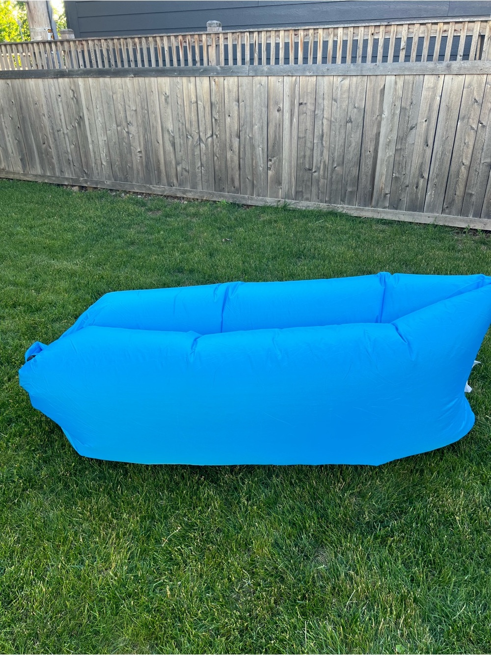 NWOT Blue Inflatable Knapbag Lounger Air Sofa